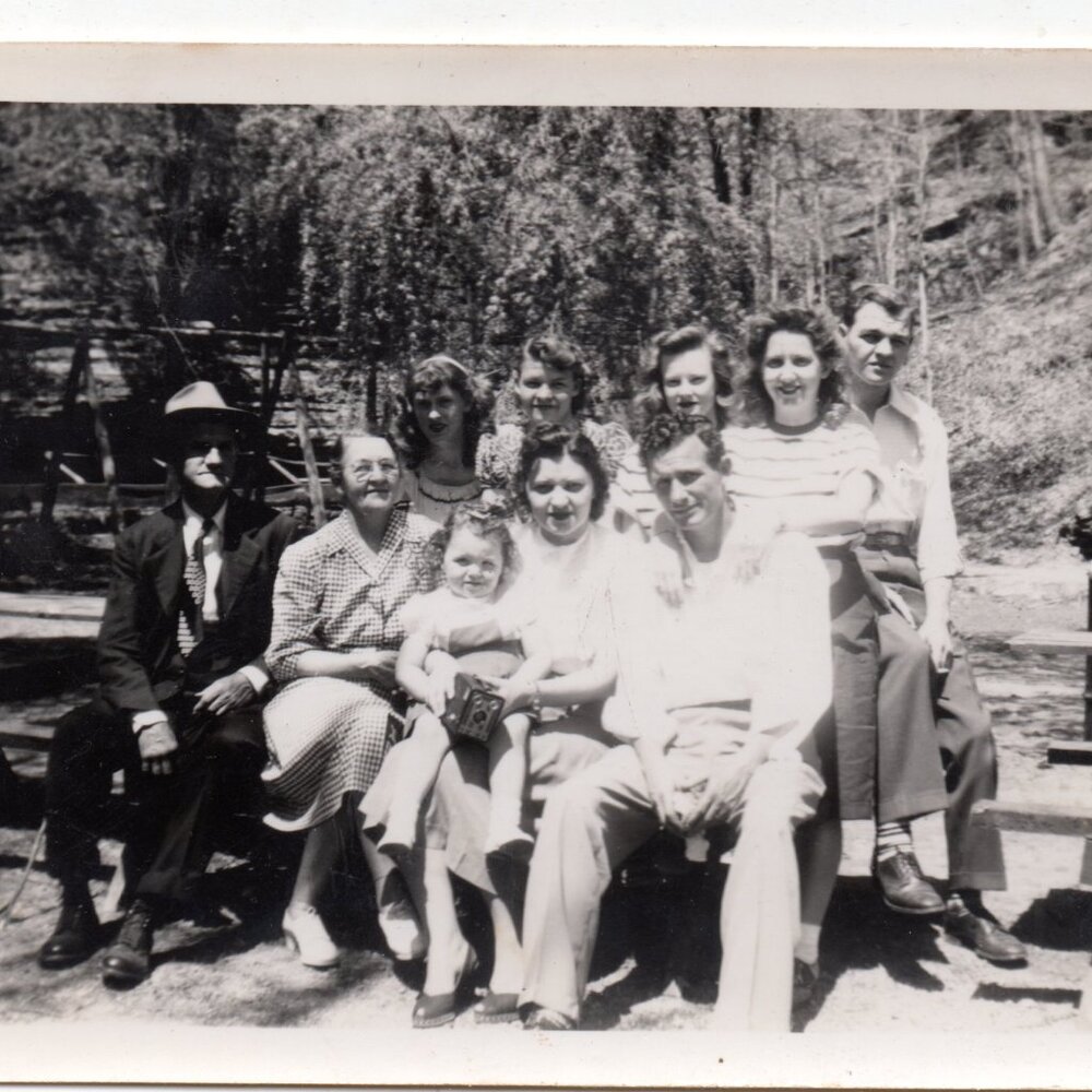 1950s Family and Friends at a Picnic Vernacular Photo -fr1